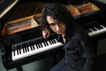 Tigran HAMASYAN au piano